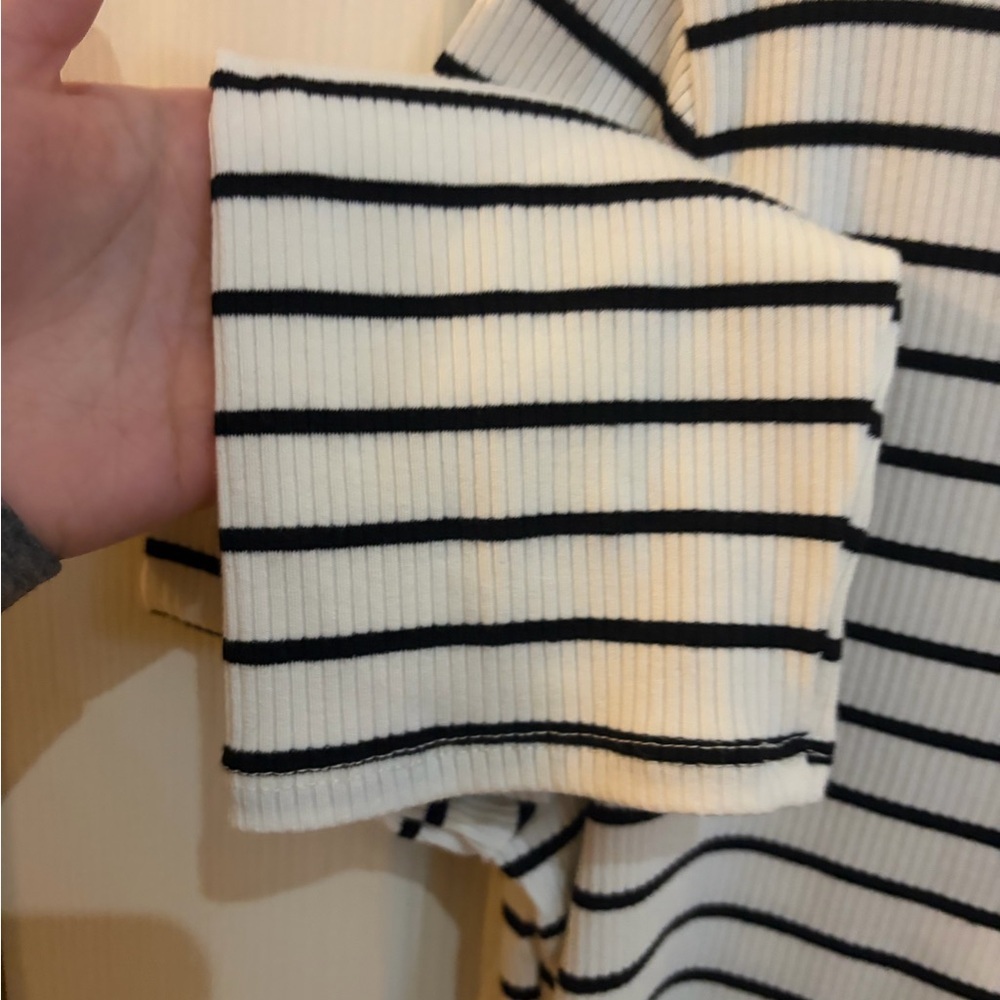 Green Envelope Los Angeles White w/ Black Stripe Long Sleeve Shirt Size L - Picture 2 of 4